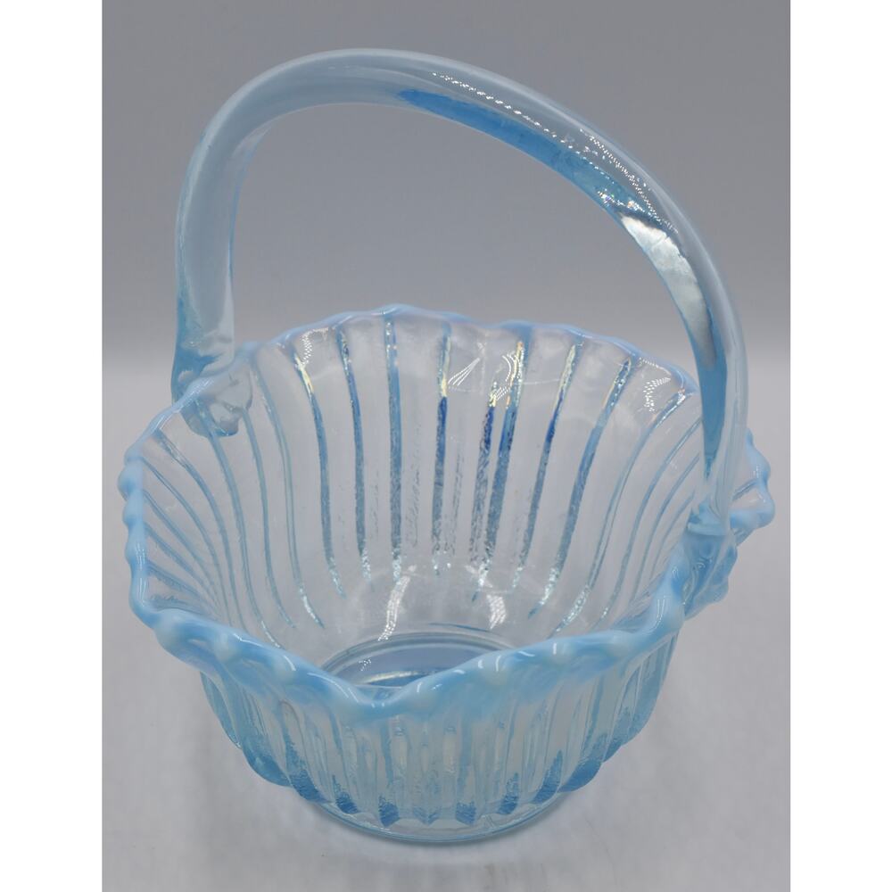 Vintage L.E. SMITH GLASS Ribbed and Scalloped Blue Opalescent Basket
